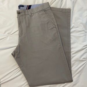 Tommy Hilfiger custom fit chinos